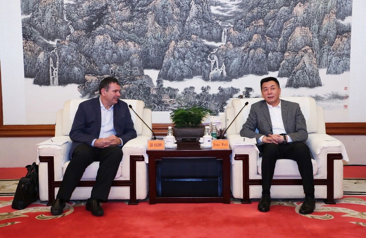 孙伟会见Navig8集团主席Gary Brocklesby